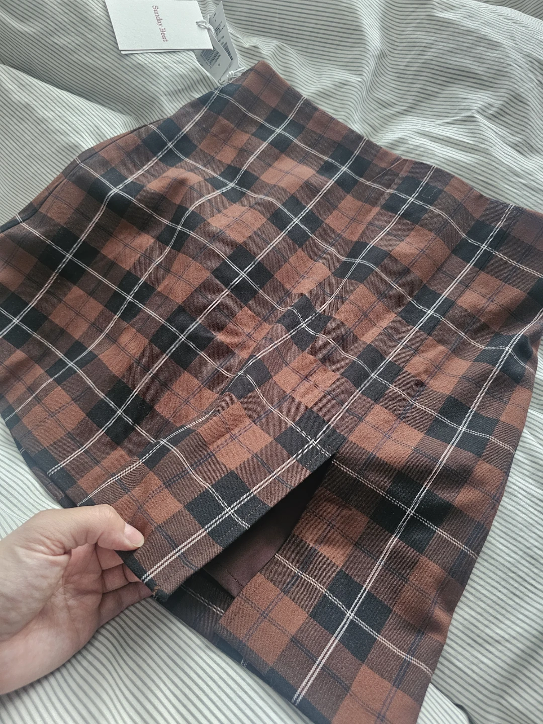 Sunday Best Plaid Mini Skirt Size 6 - photo 3