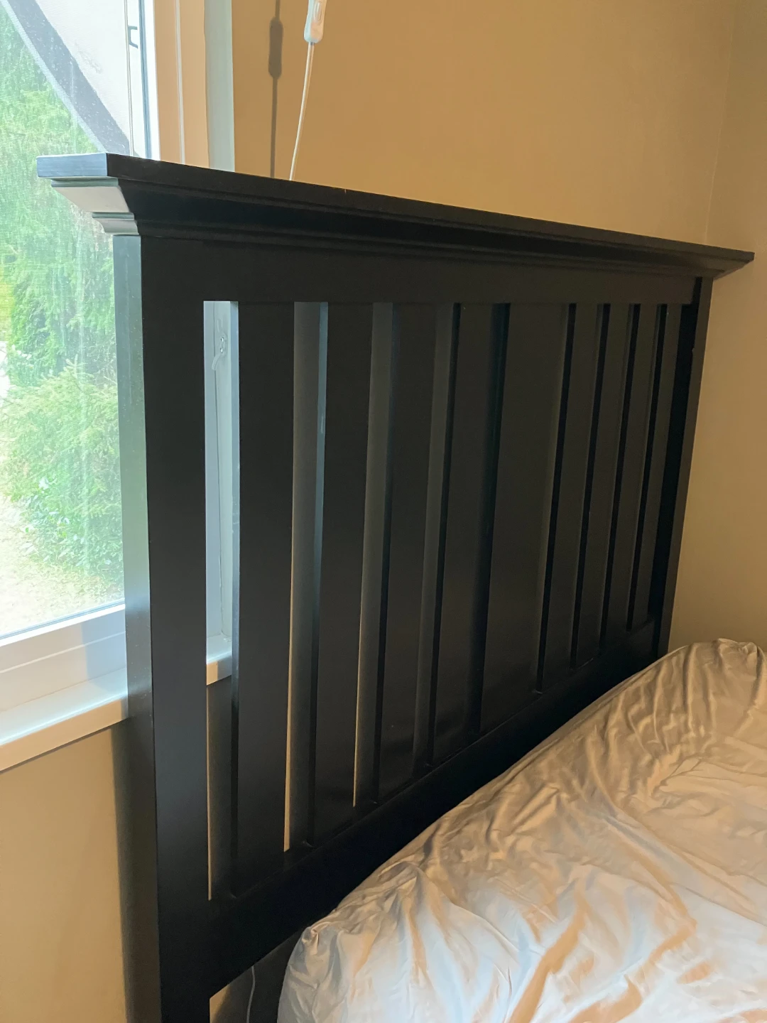 Restoration Hardware (RH) Queen Bed set – Solid Wood - photo 3