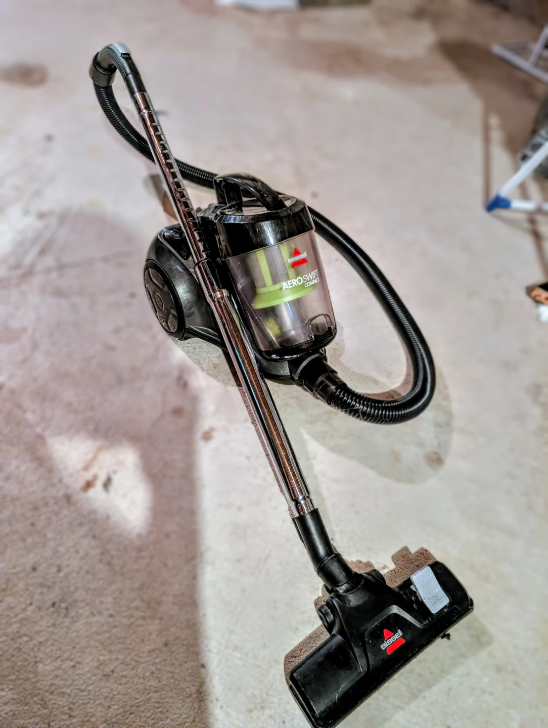 Bissell AeroSwift Compact Vacuum Cleaner - photo 2