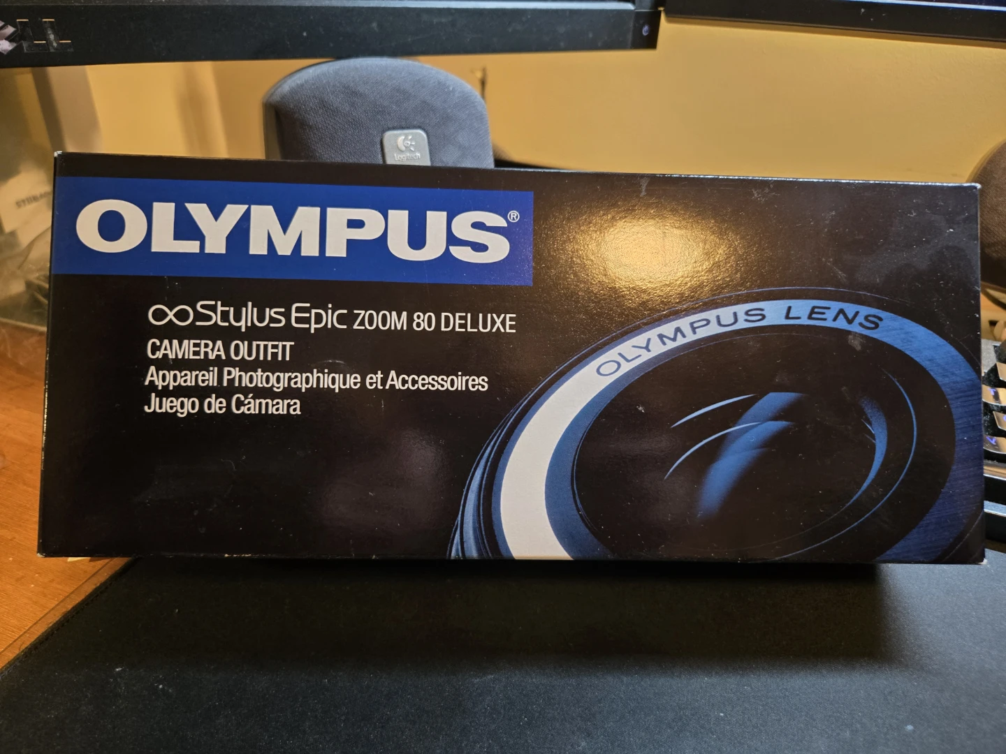 Olympus Stylus Epic Zoom 80 Deluxe Camera Outfit