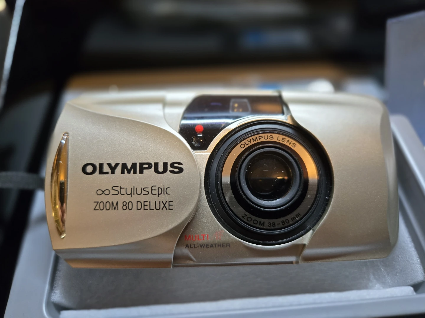 Olympus Stylus Epic Zoom 80 Deluxe Camera Outfit - photo 2