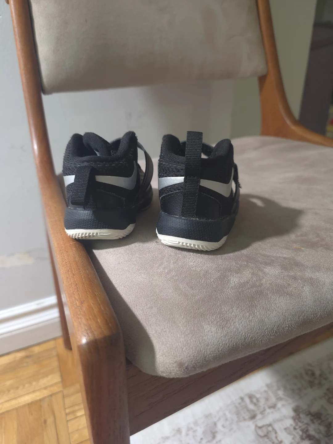 Nike Toddler Shoes hustle - photo 2