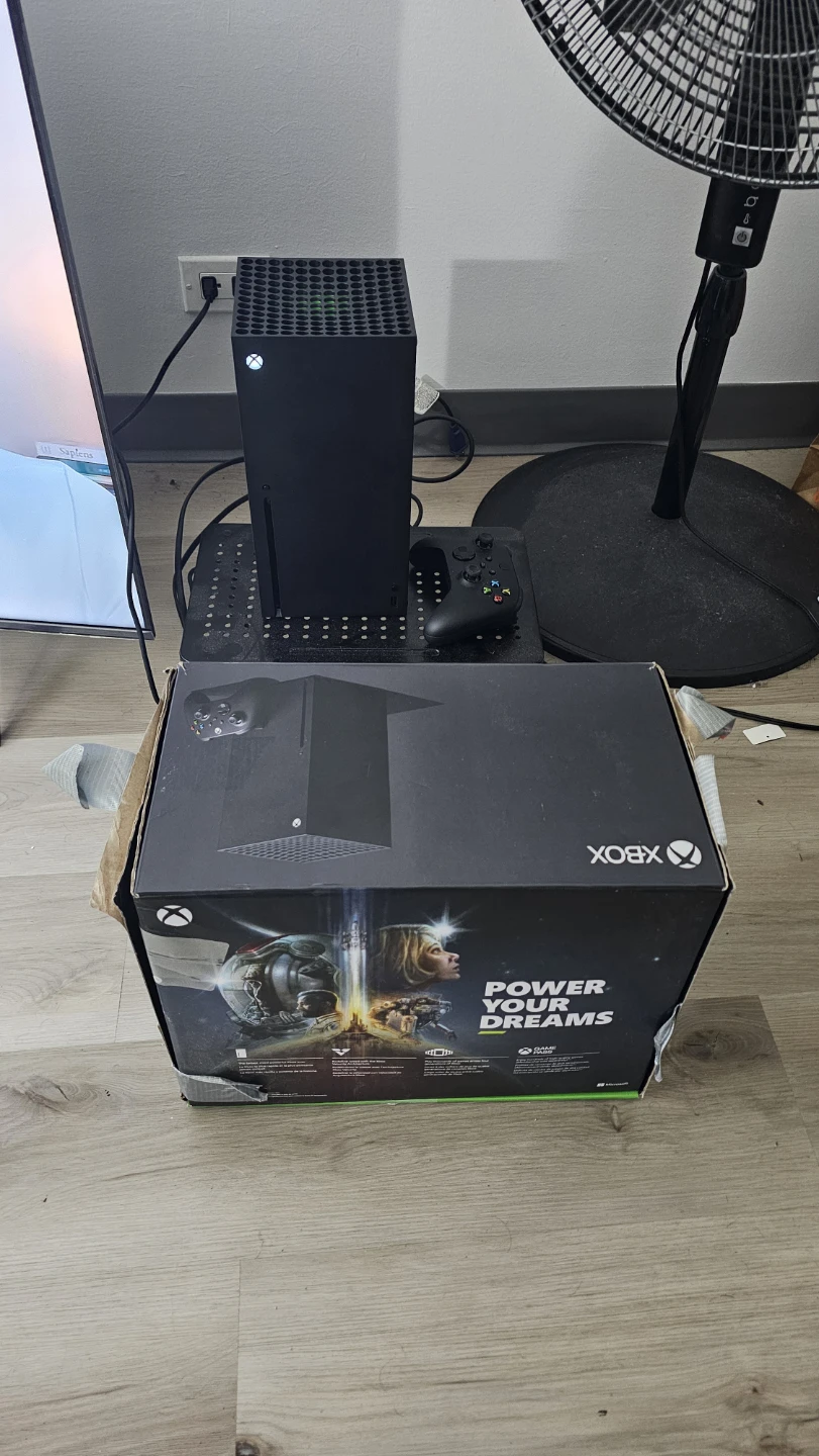 Xbox Series X 1TB Console with Controller