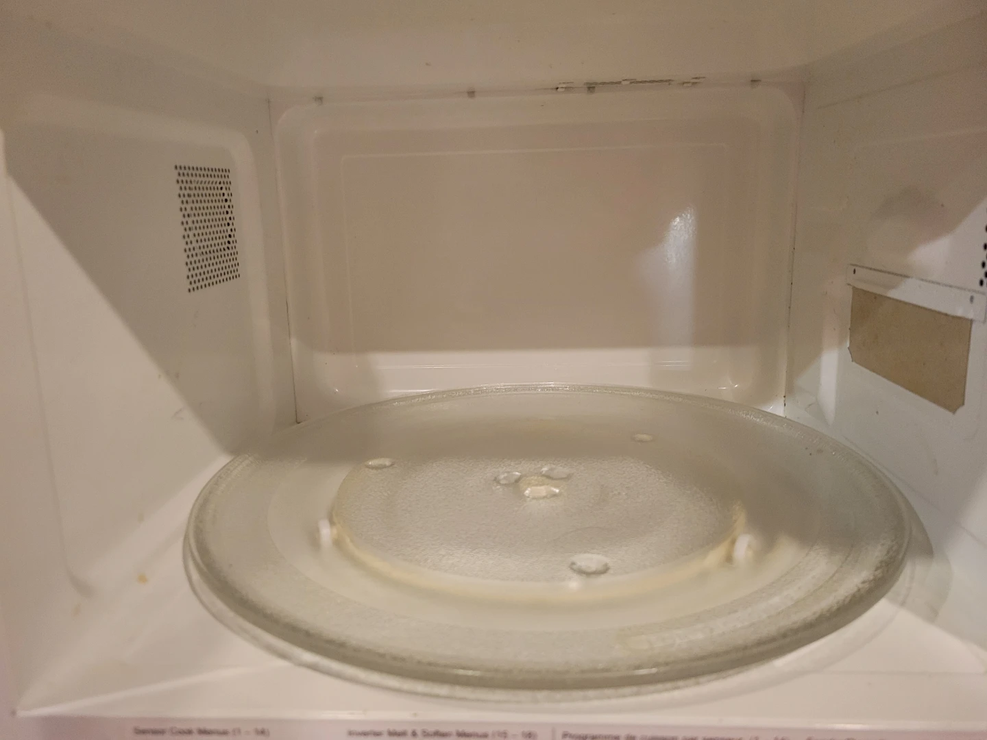 Panasonic Microwave NN-SD664W - photo 3