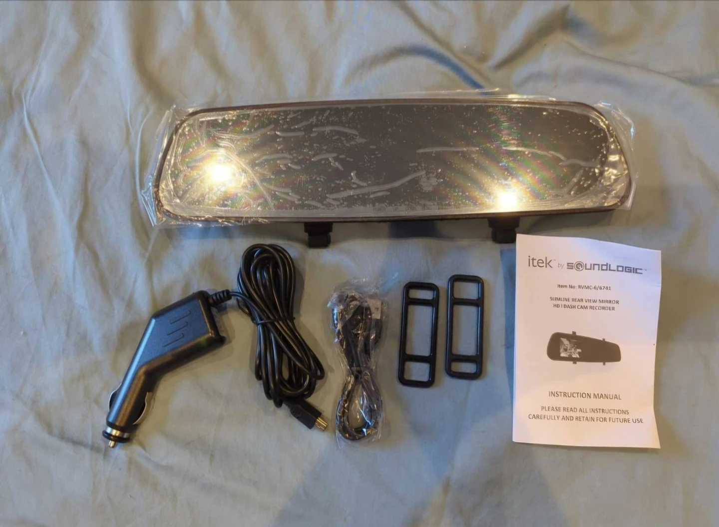 BRAND NEW !!! Rear View Mirror with HD Dsah-Cam