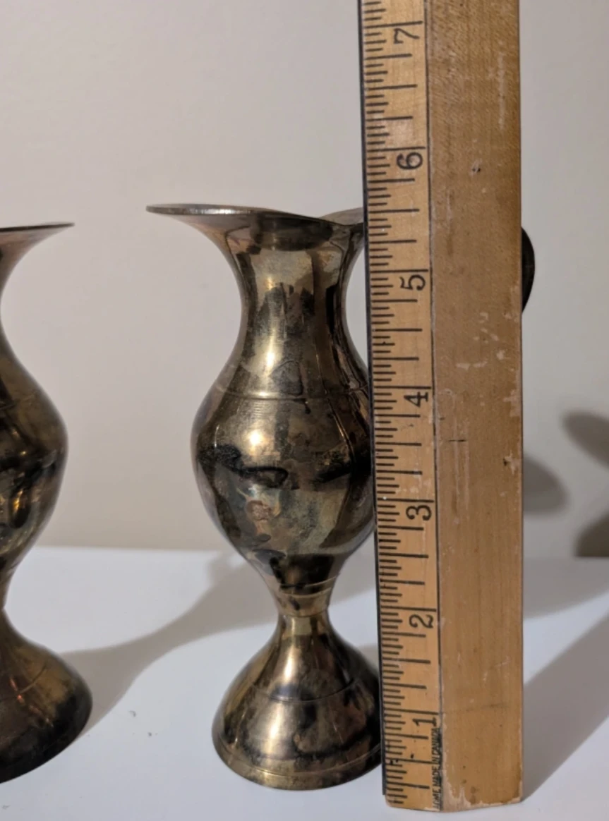 Pair of small decorative brass pitchers - photo 3