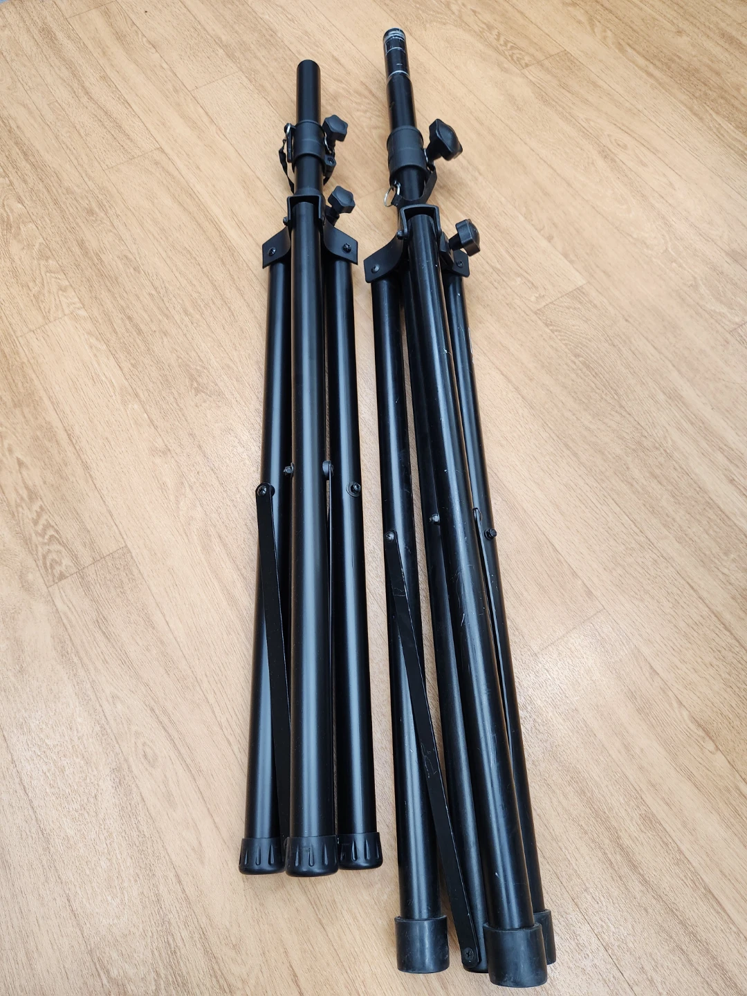2 Speaker Stands - photo 4