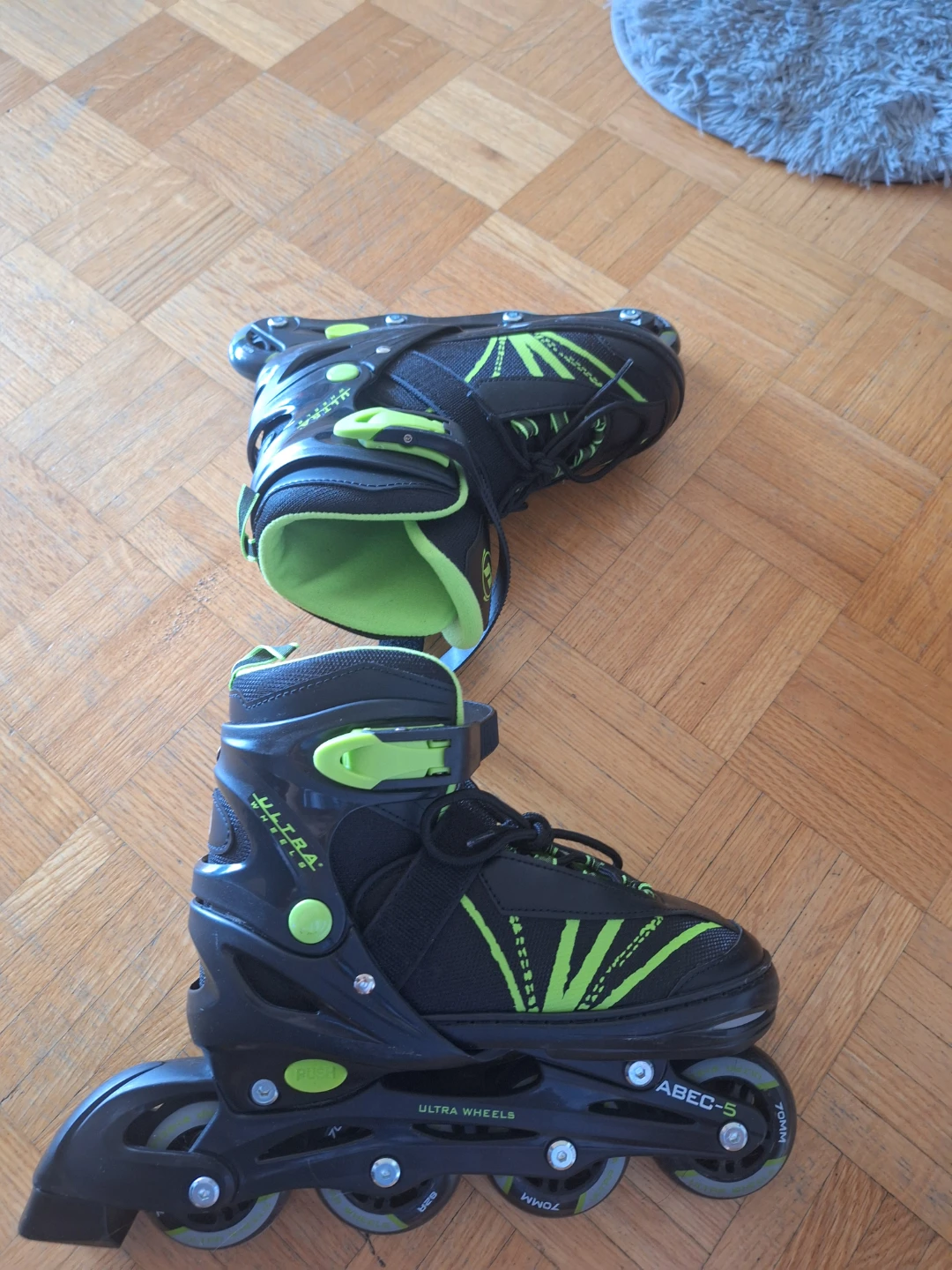 size 5-8 adjustable roller skates for kids - photo 2