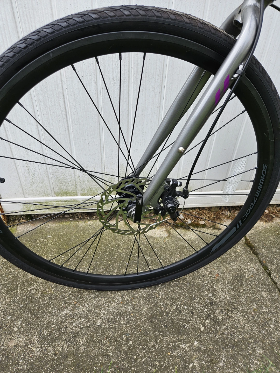 Like new! Schwinn Hybrid Bike - photo 2