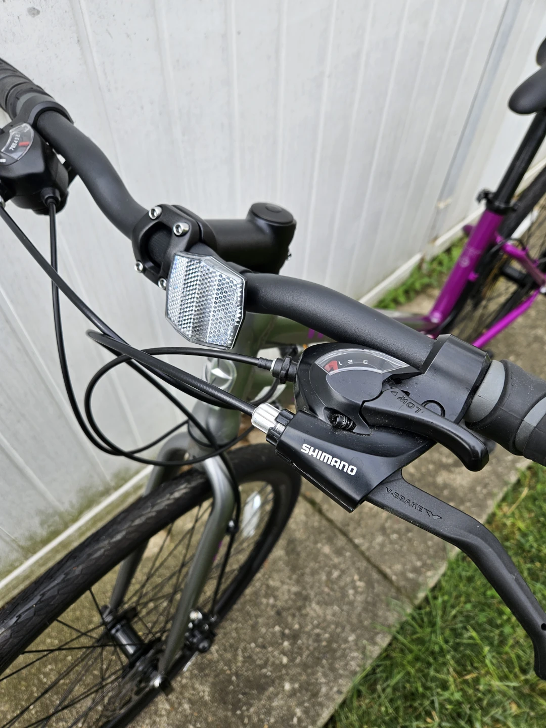 Like new! Schwinn Hybrid Bike - photo 3