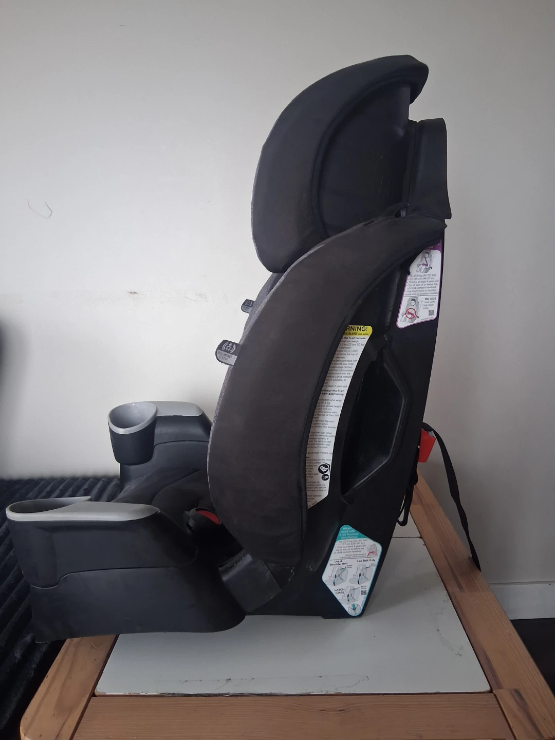 Everflo Booster Car Seat - photo 4