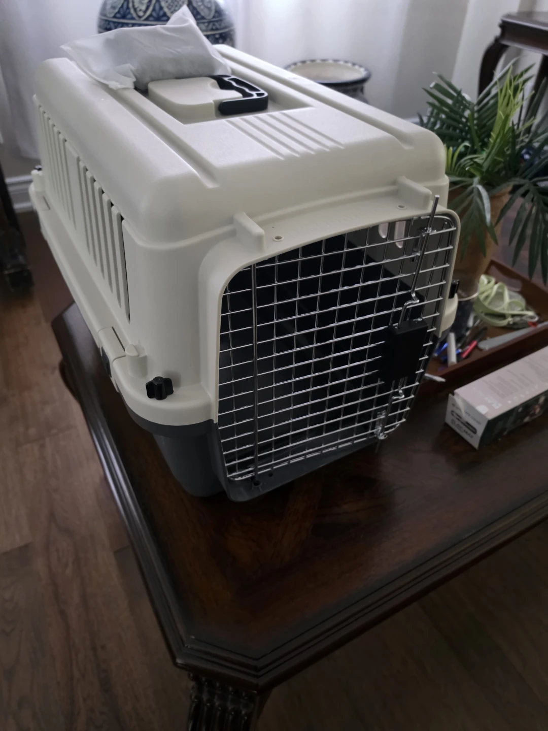 Travel pet crate