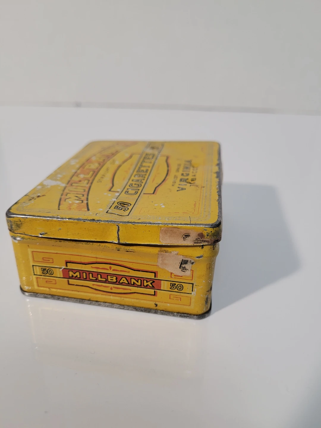 Millbank Virginia Cigarettes Tin - photo 5
