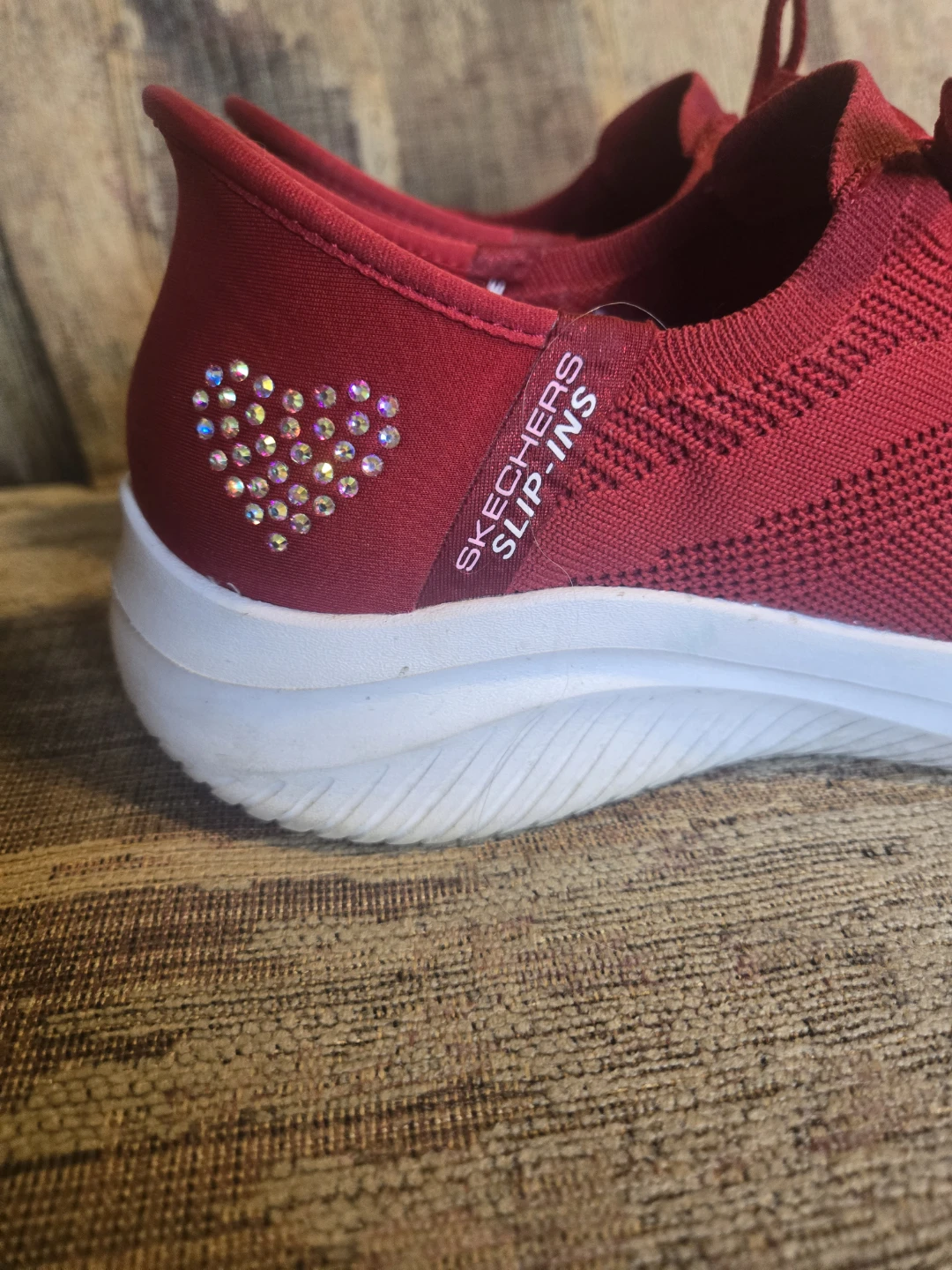 Skechers Slip-Ins Red Heart Rhinestone Sneakers - photo 2