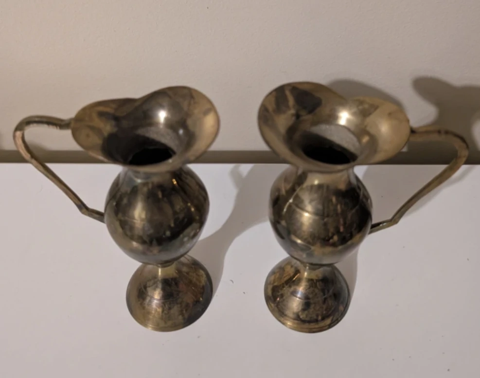 Pair of small decorative brass pitchers - photo 2