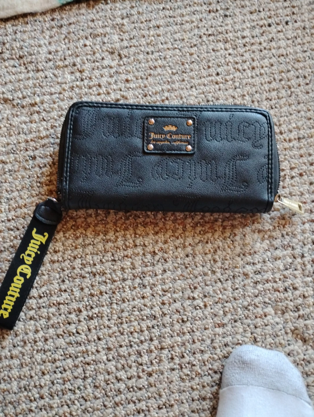 Juicy Couture Black Zip Around Wallet
