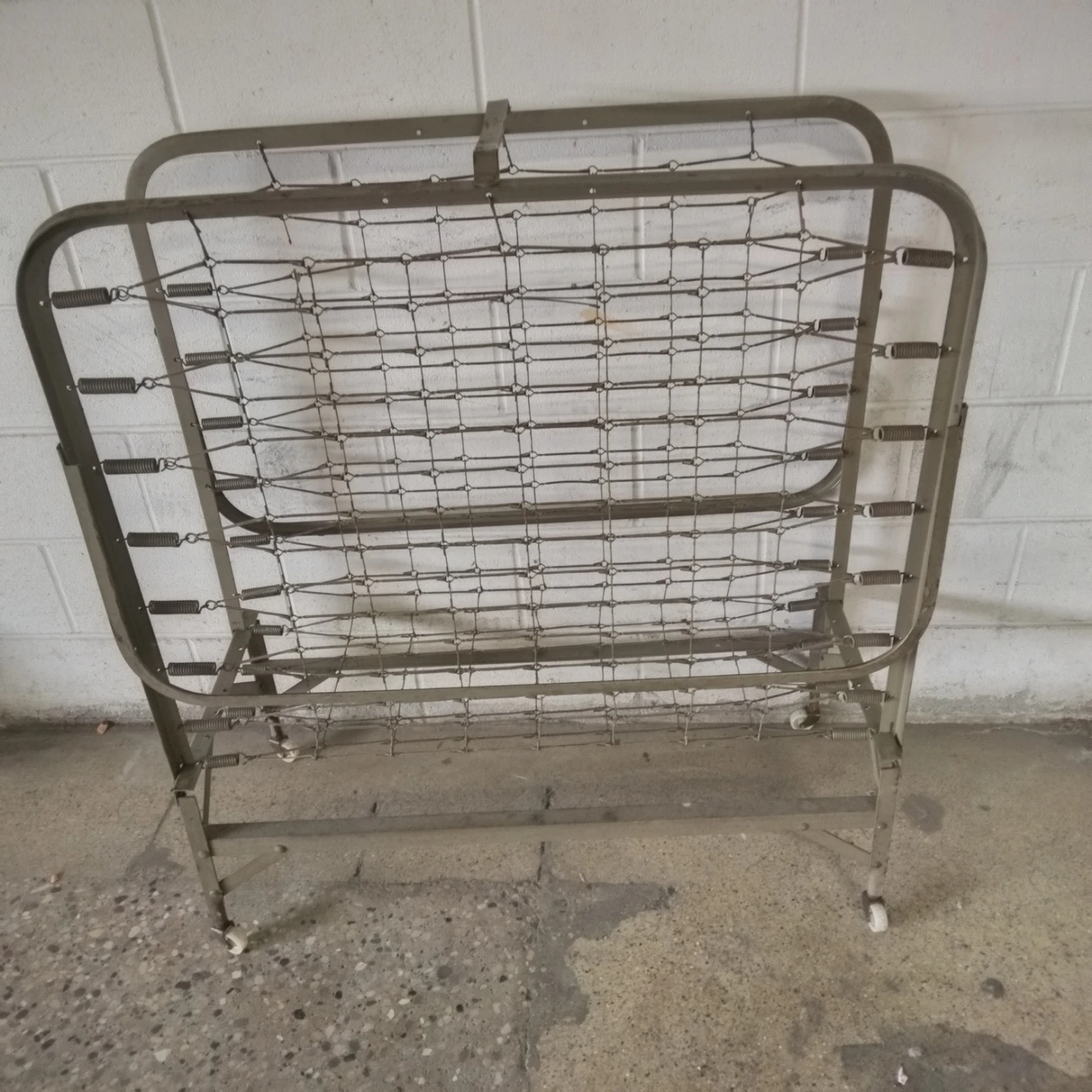 Folding bed twee size