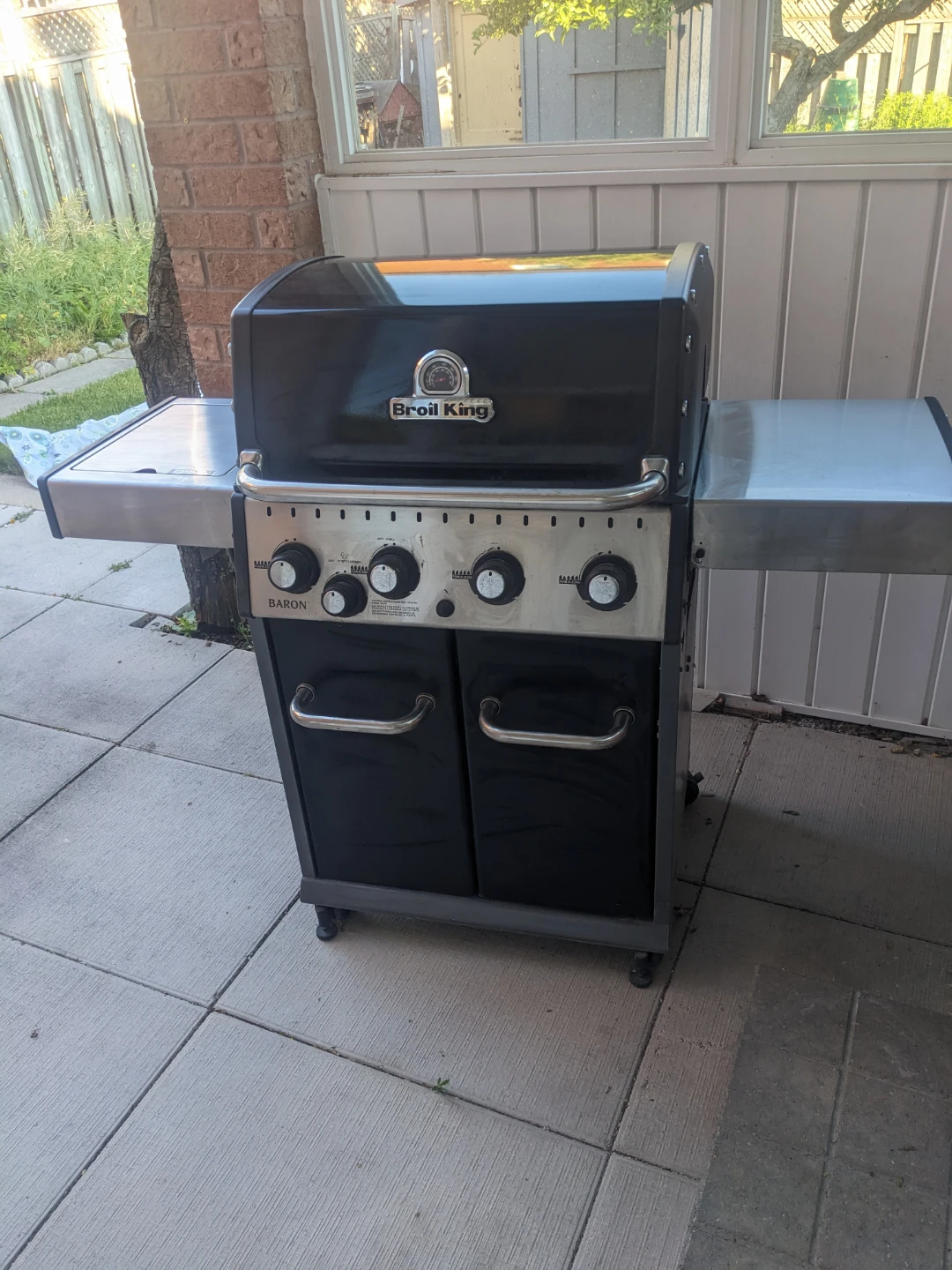 Broil King Baron BBQ