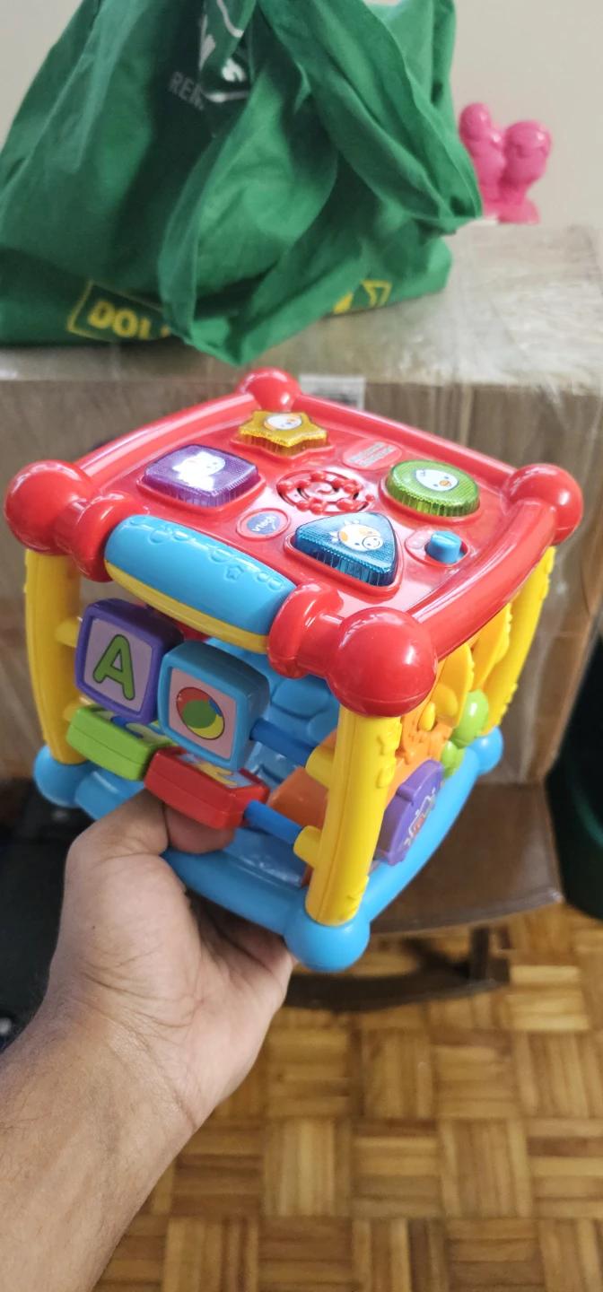 VTech Sort & Discover Activity Cube