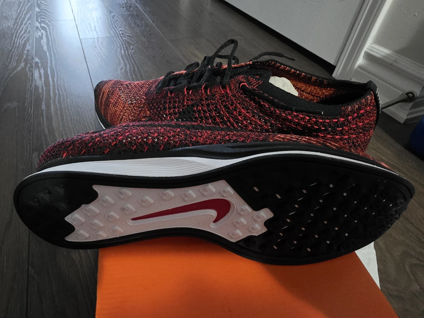 Nike Flyknit Racer university red black 10.5 - photo 3