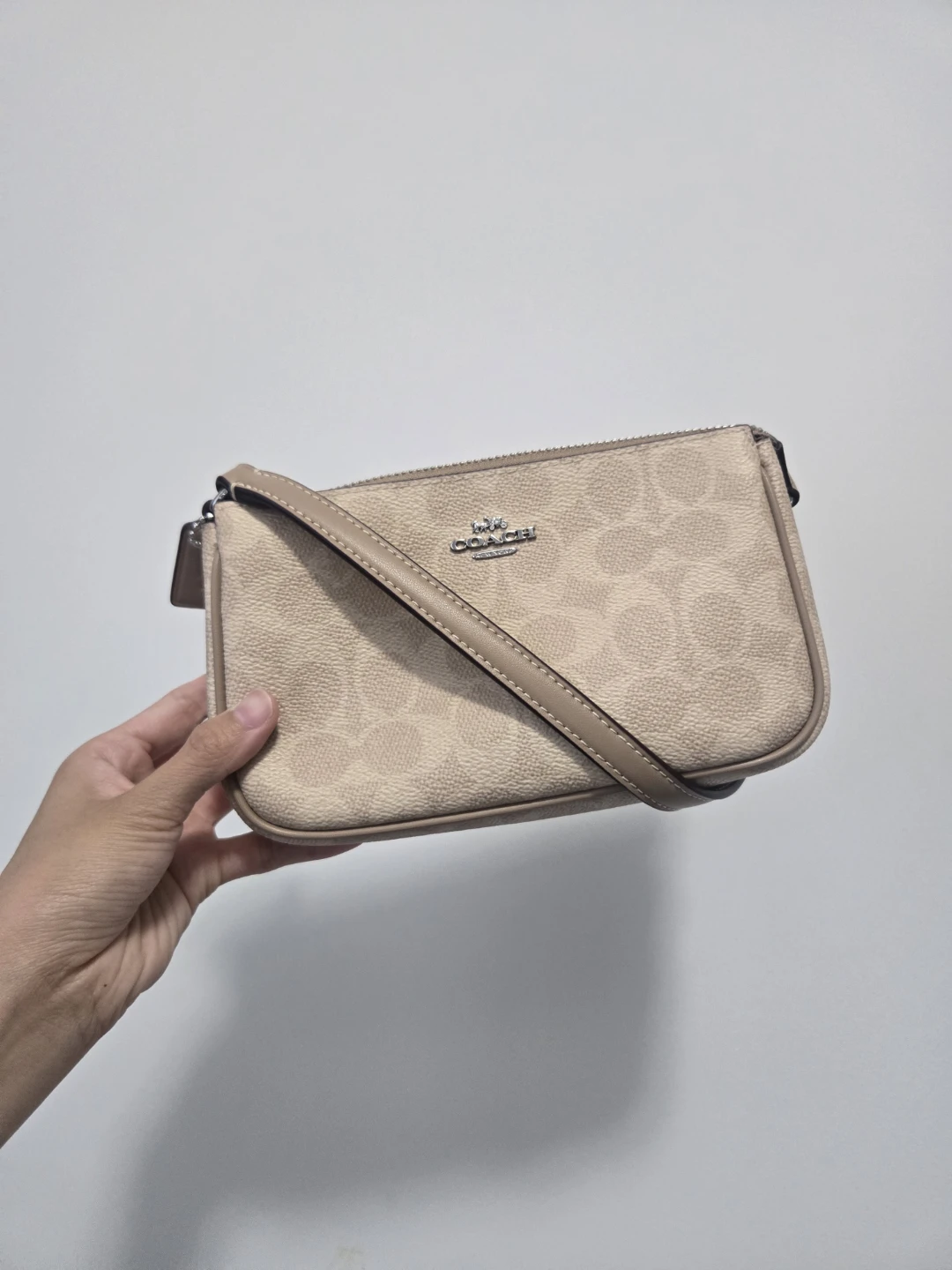 New Coach Monogram Shoulder Bag With Tag - photo 3