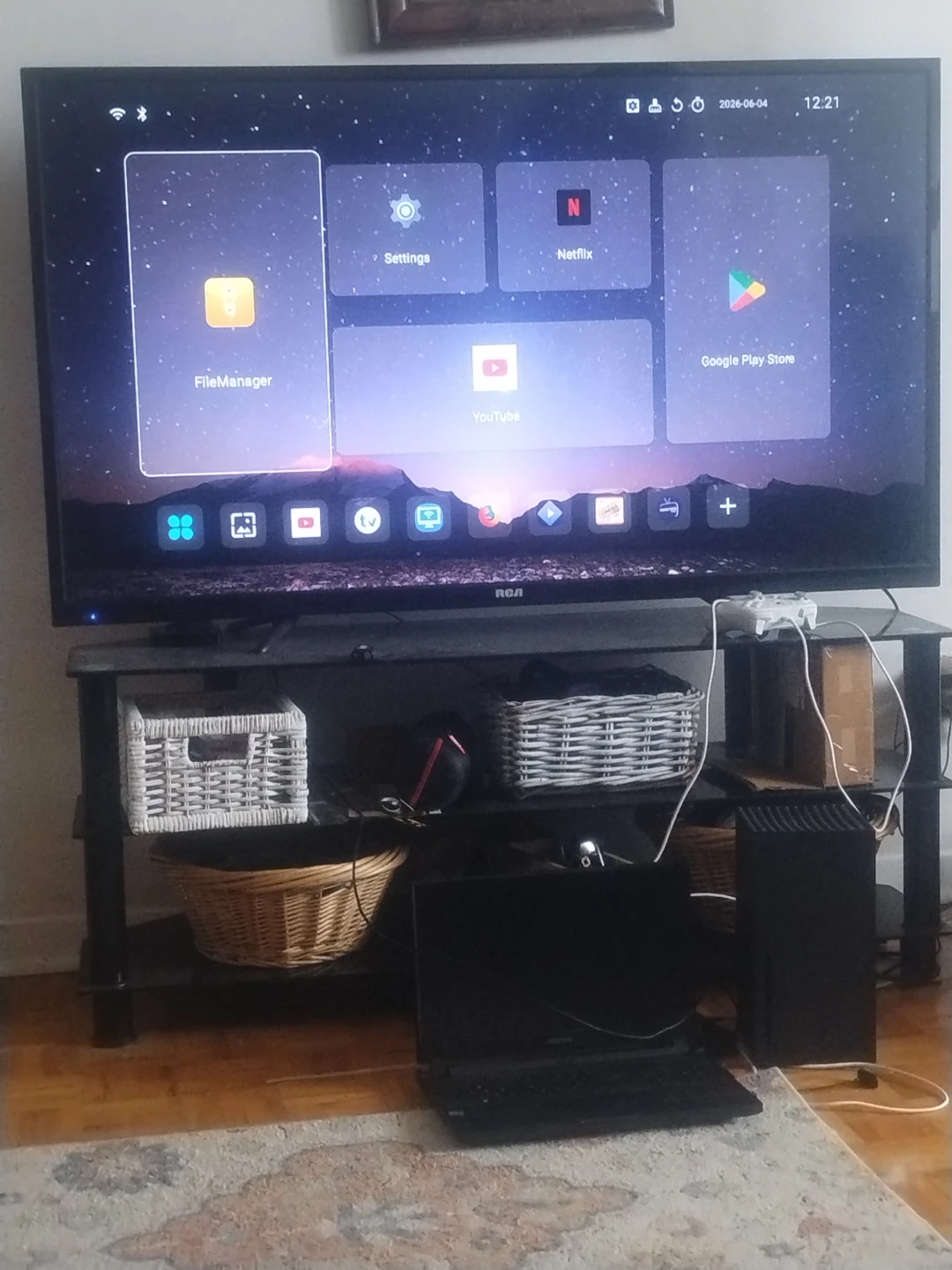 RCA black Tv
