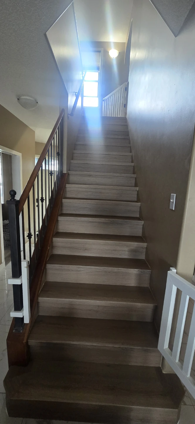 Install flooring - photo 3