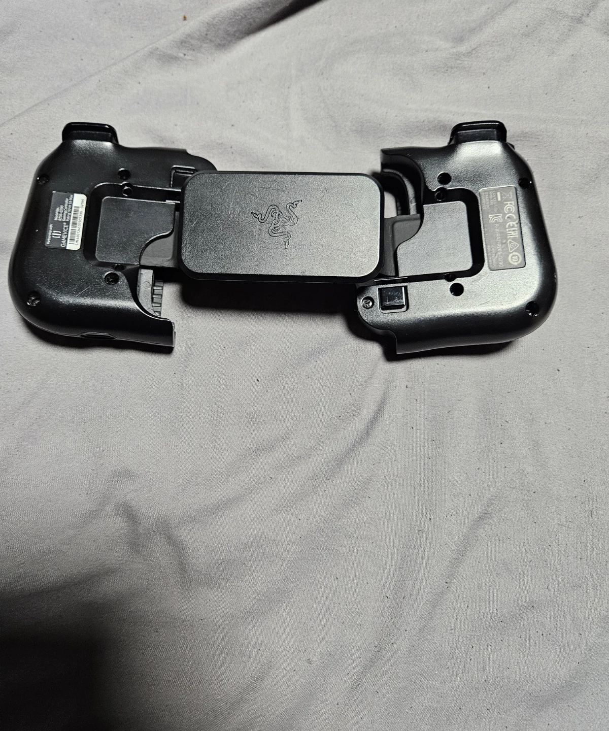 Razer Kishi Mobile Game Controller - photo 2