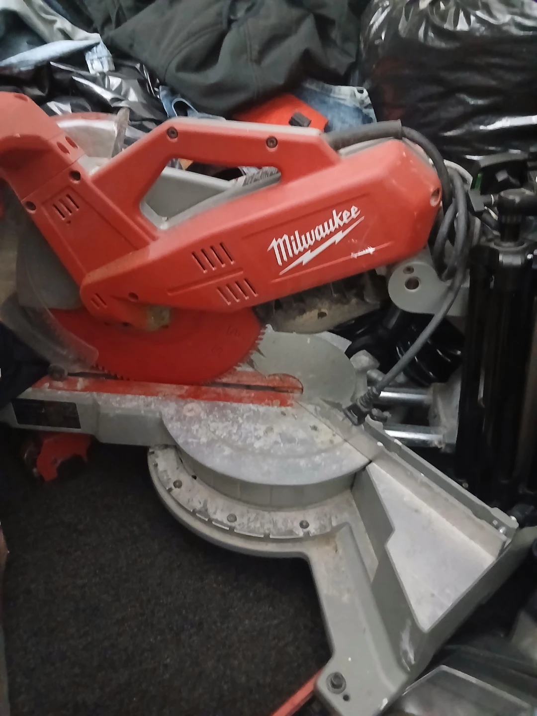 Milwaukee Miter Saw