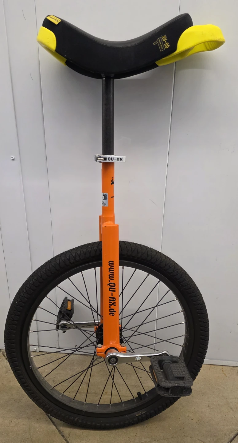 Qu-Ax Unicycle Orange/Black/Yellow