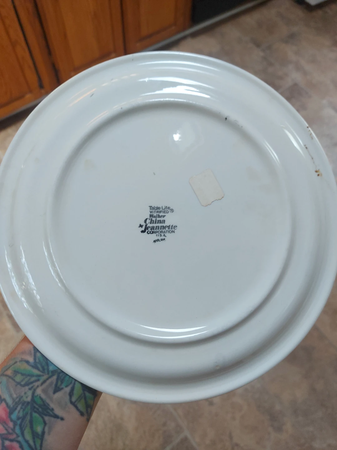 Jeannette "Pocono Mountains" Decorative Plate - photo 2