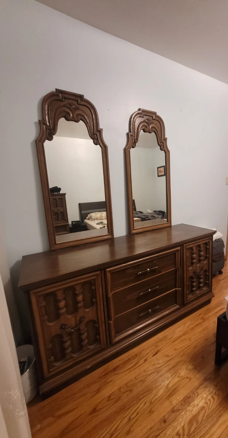 Wooden dresser antique - photo 3