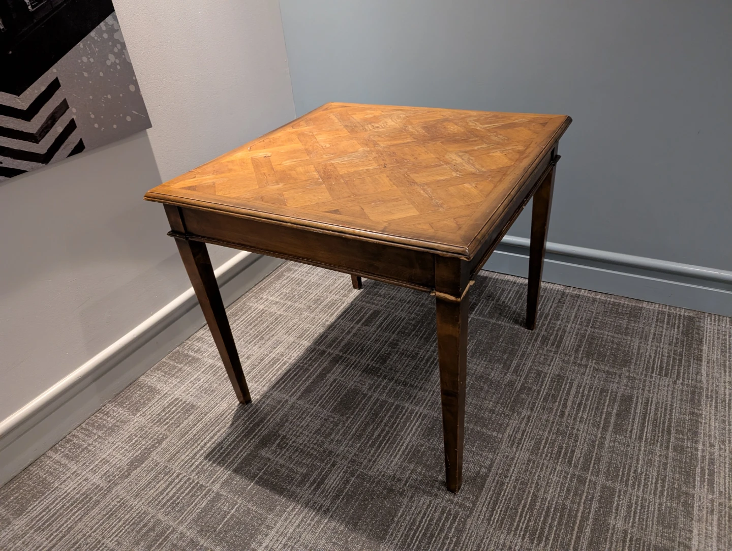 Free Square Dinning Table