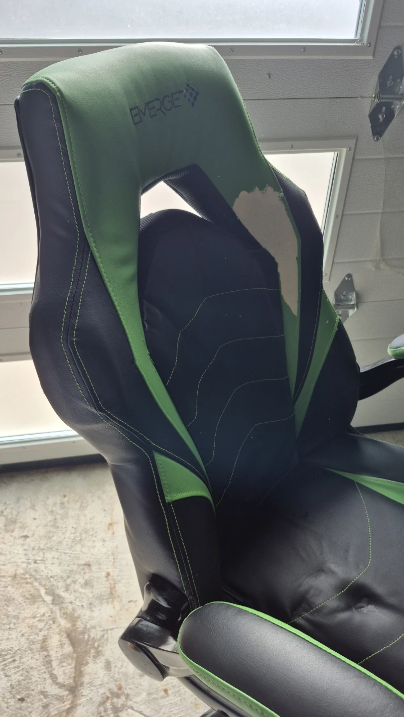 Gaming chair - photo 3