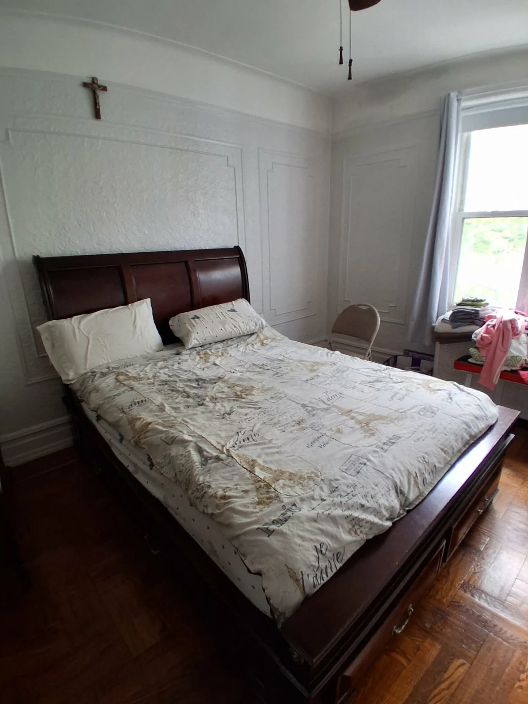 Cama con storage