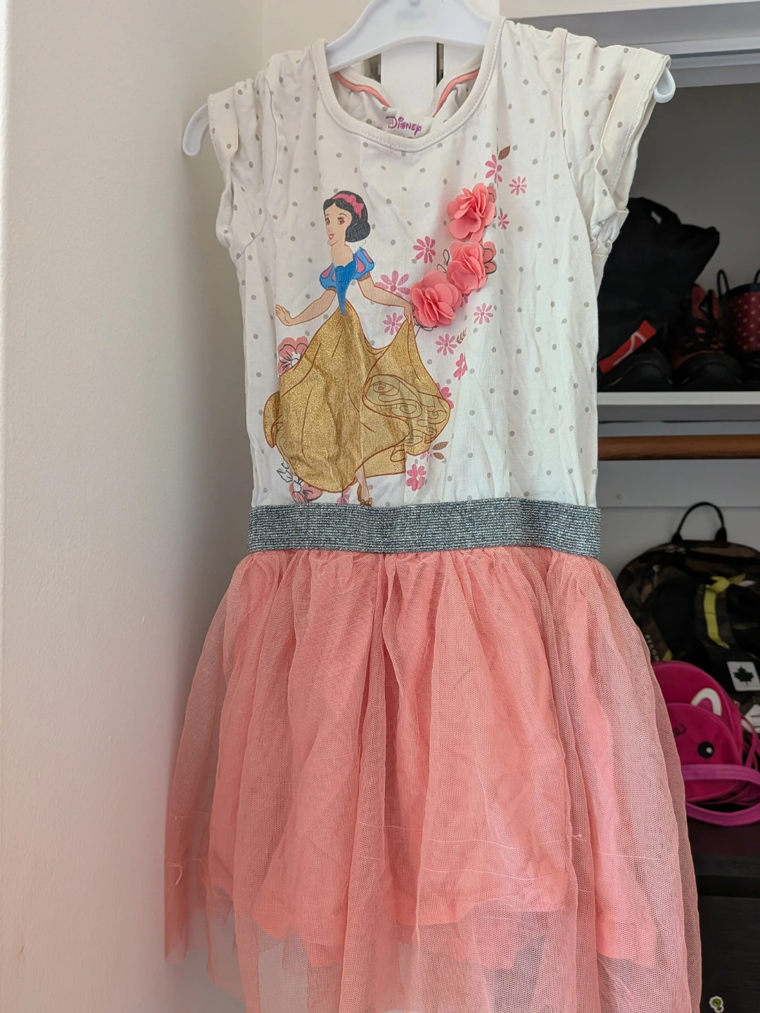 4 Girls' Dresses - 5T - photo 2