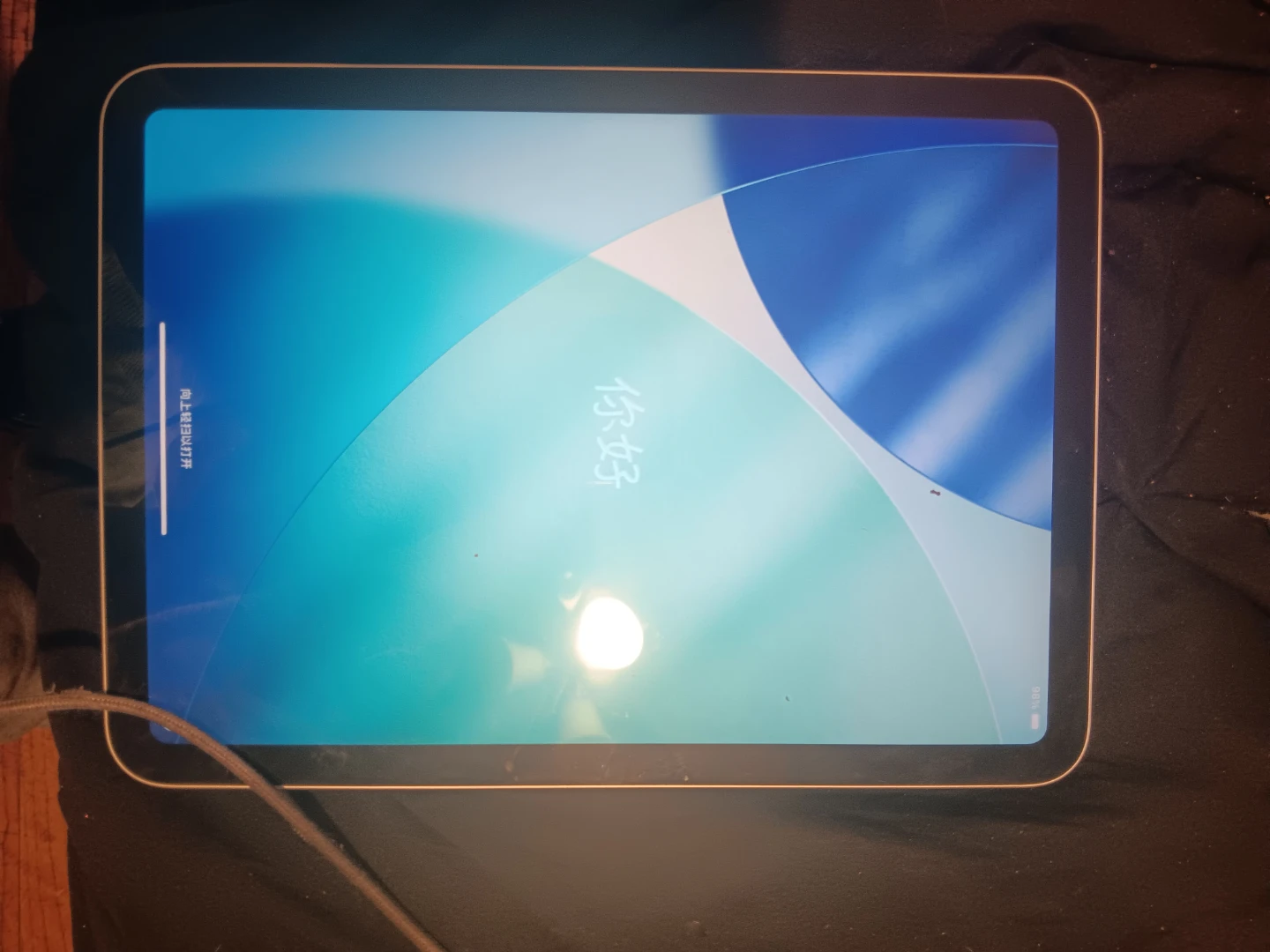 Apple iPad 10th gen 13 in - photo 2