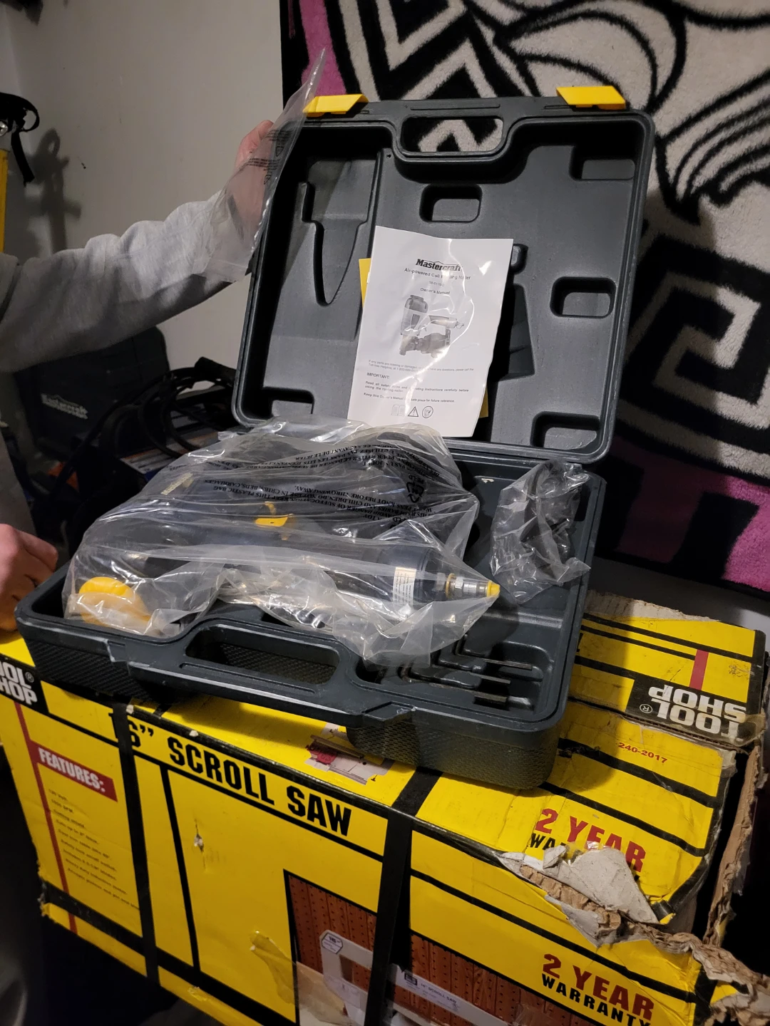 Mastercraft 6" Scroll Saw with Case