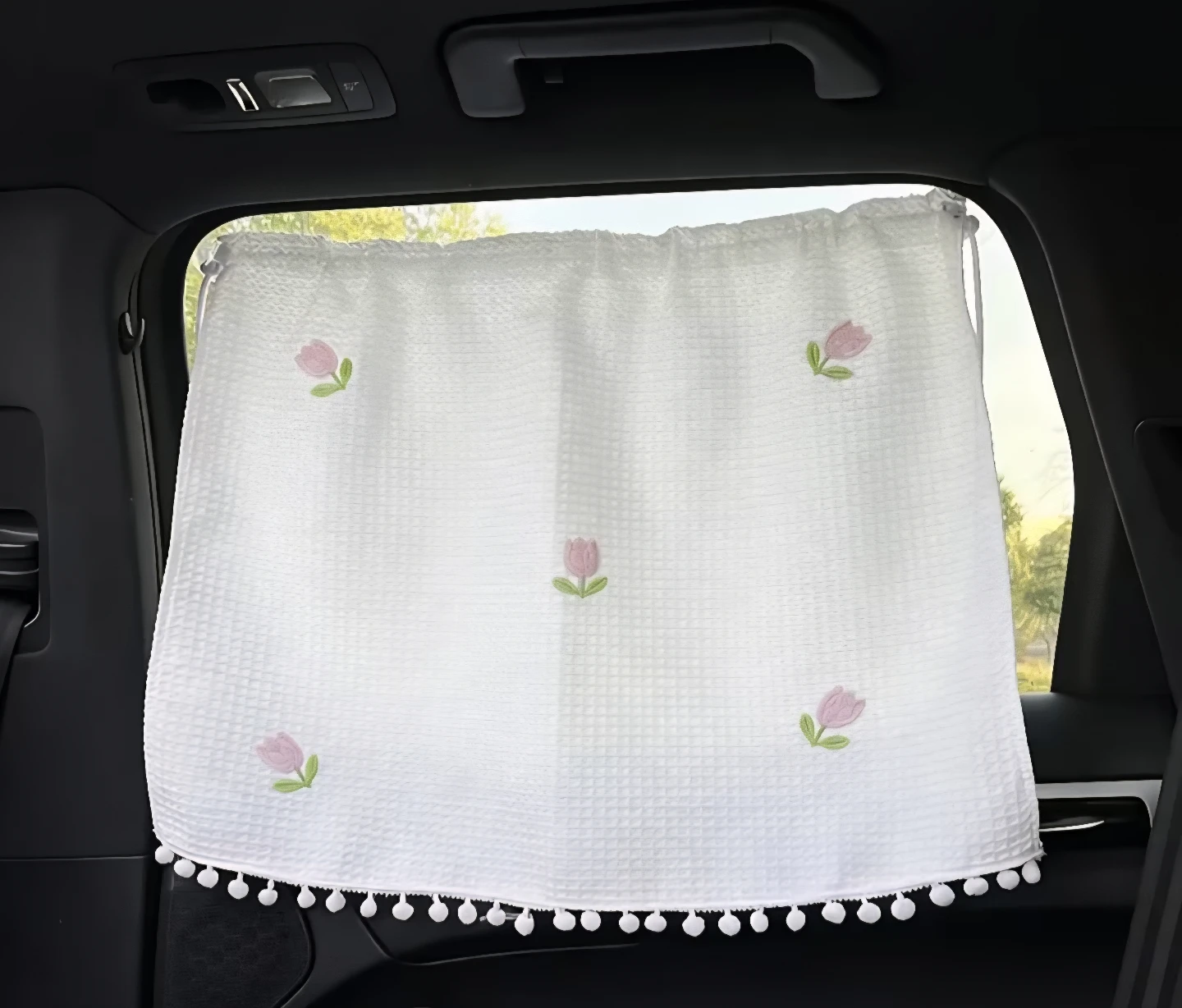 ⚽️White Embroidered Car Sun Shade with Pink Tulips - photo 3
