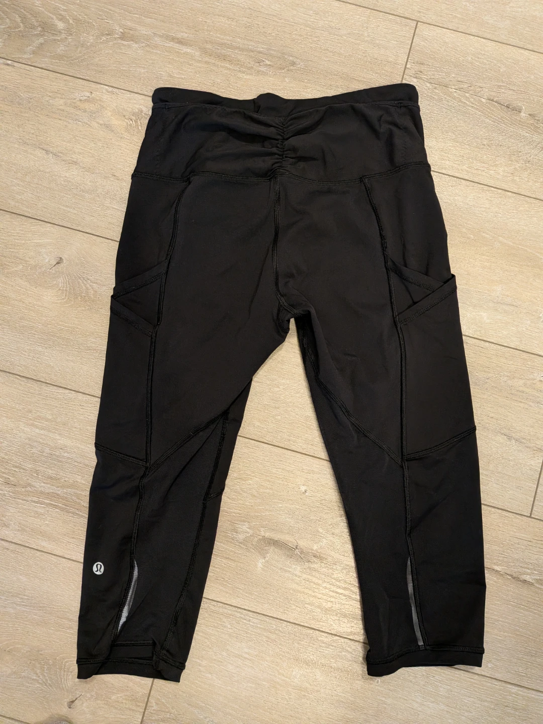 Lululemon Workout Tank Tops and Leggings - photo 3