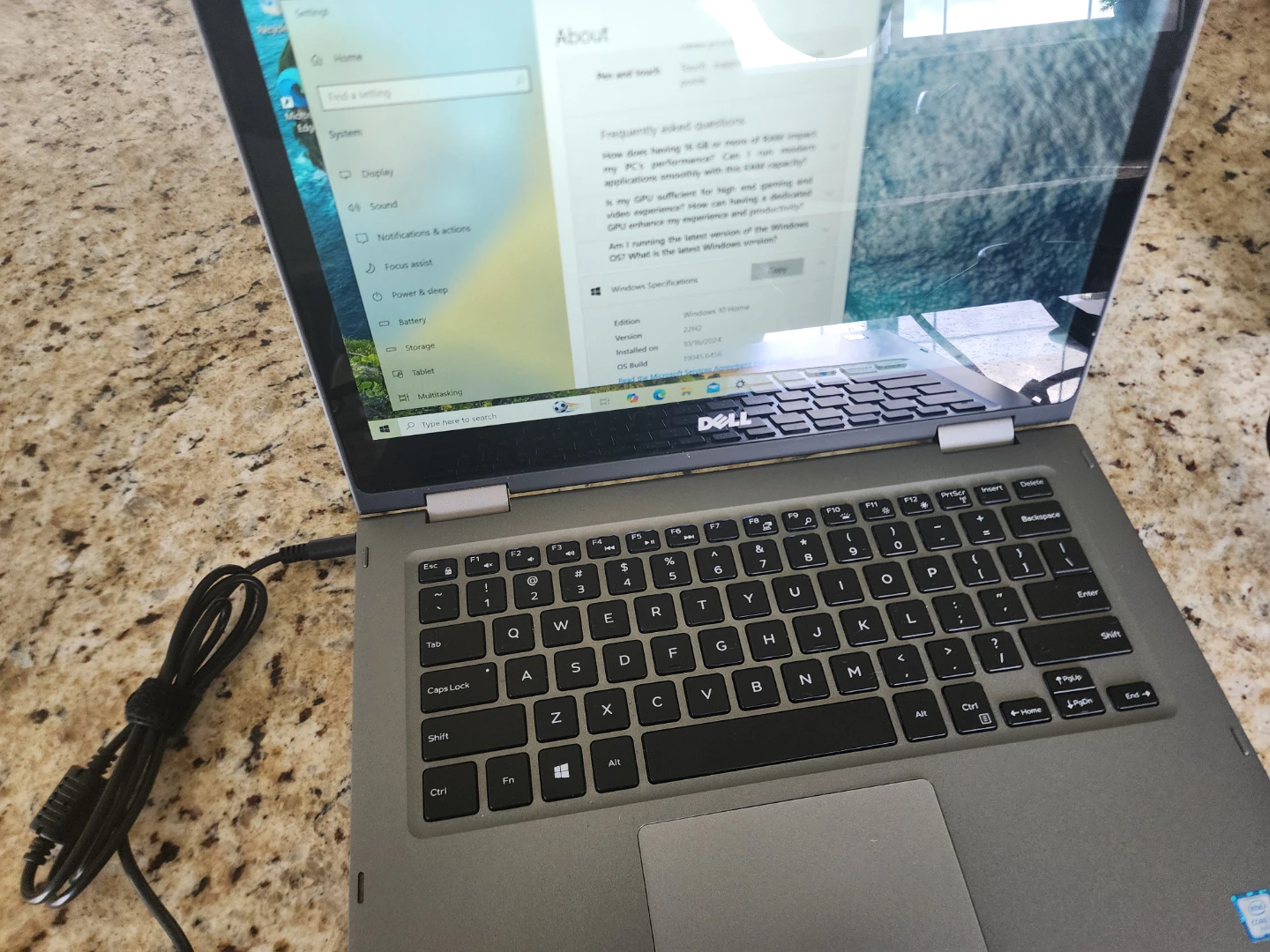 Dell Laptop battery need replaced - photo 4