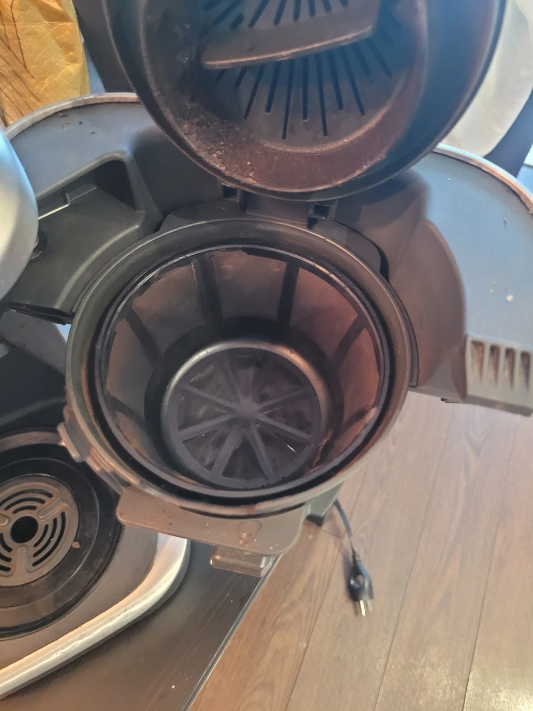 Breville Coffee Maker + Nespresso machine - photo 3