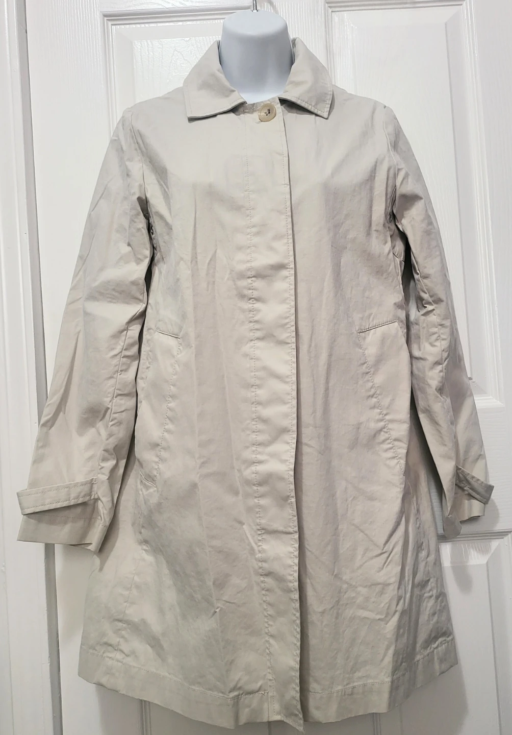 Banana Republic Beige Trench Coat