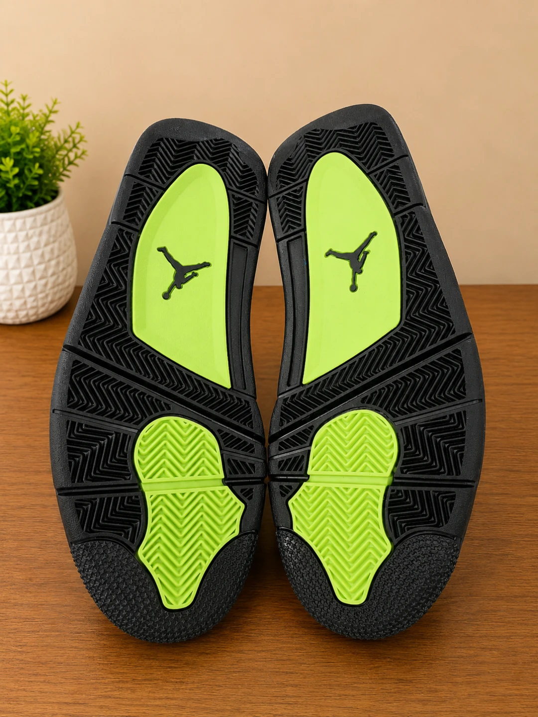 Nike Air Jordan 4 Sneakers - photo 4