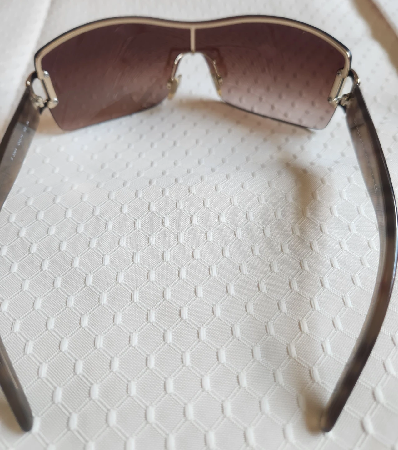 Burberry Sunglasses with Case - photo 4