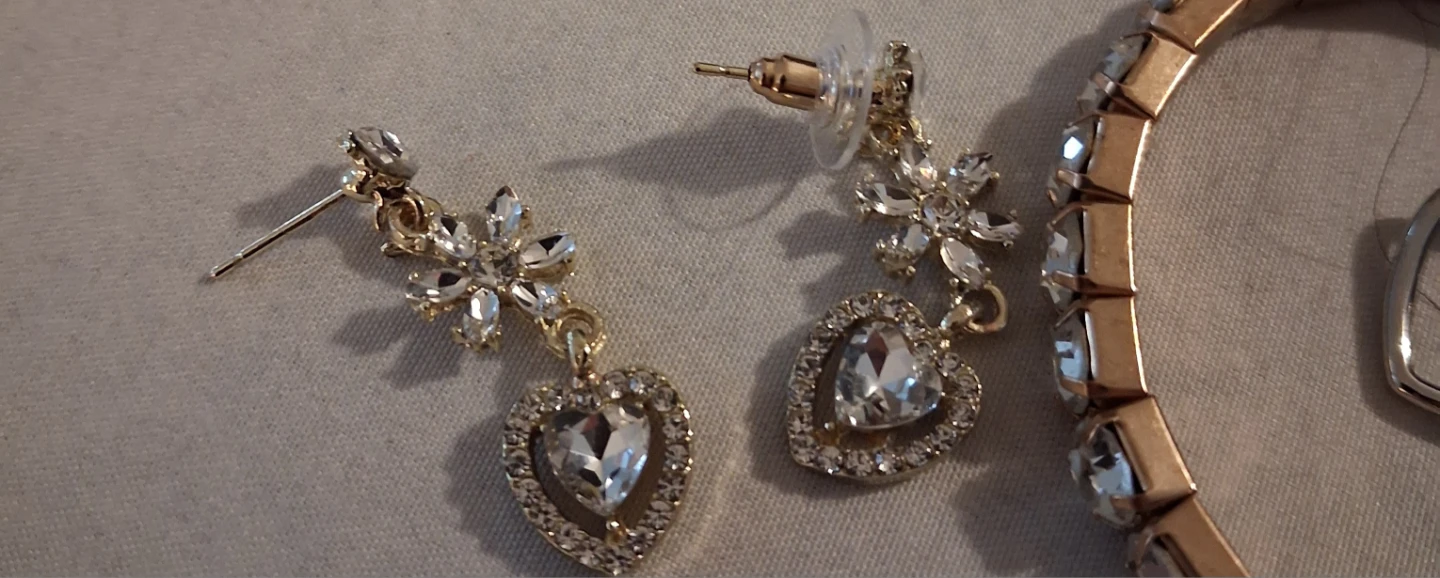 Sparkly Heart and Flower Dangle Earrings & Bracelet Set - photo 3