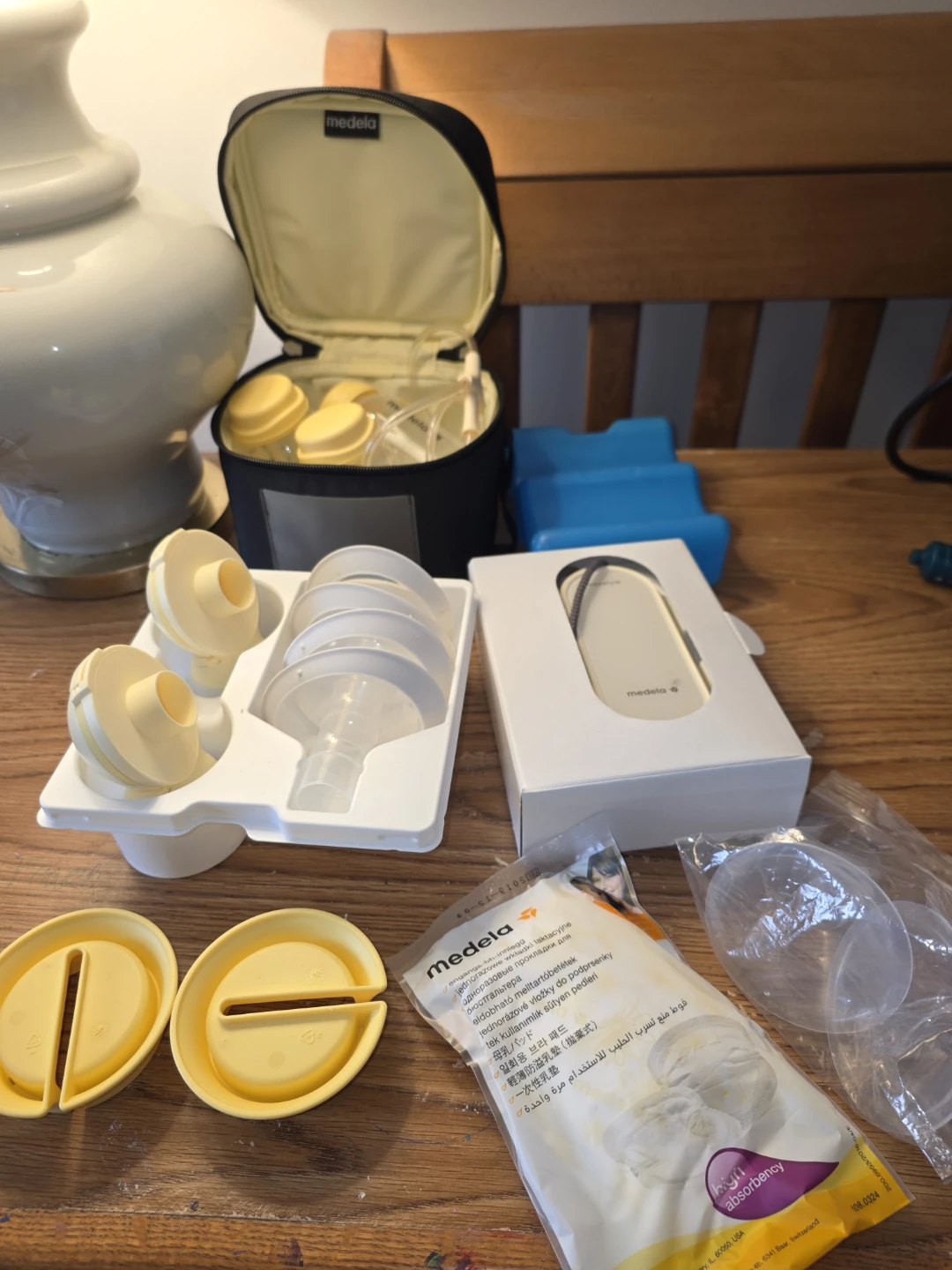 Medela Freestyle Flex Double Electric Breast Pump - photo 3
