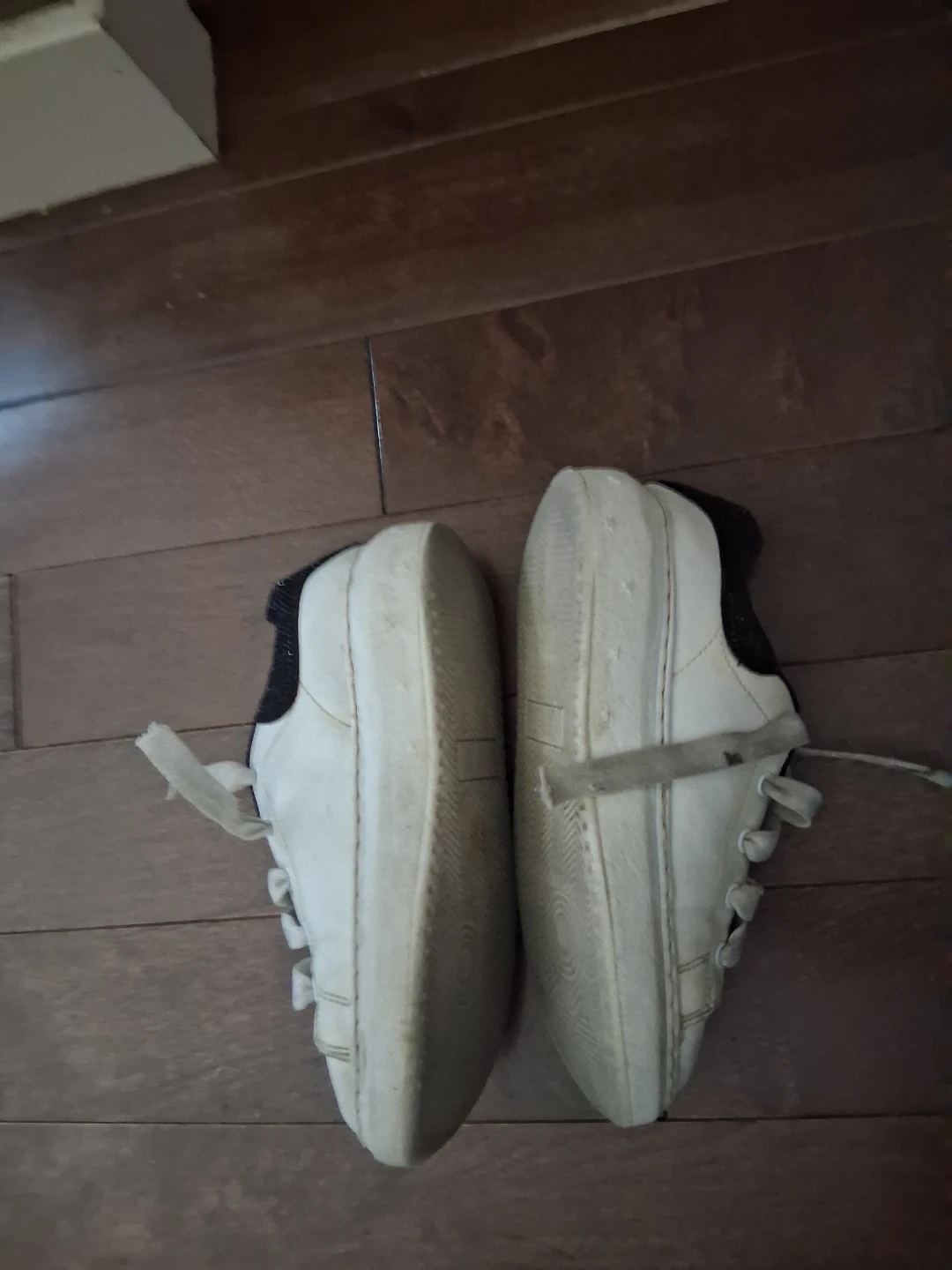 Skechers White Sneakers - photo 2