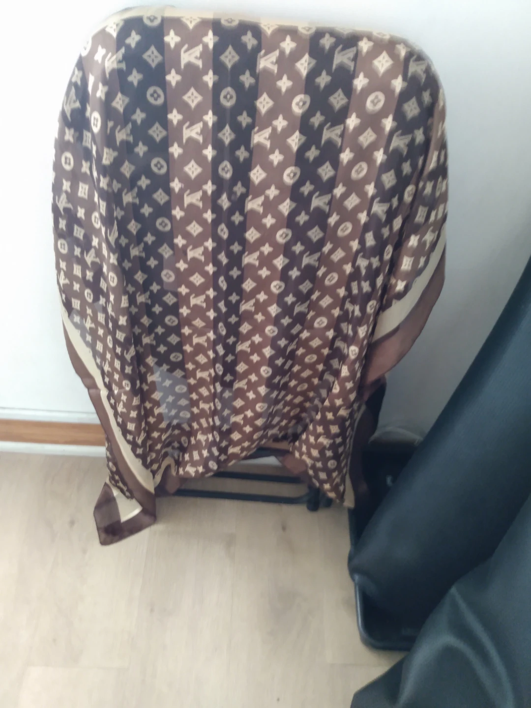 Louis Vuitton Monogram Silk Scarf - photo 3