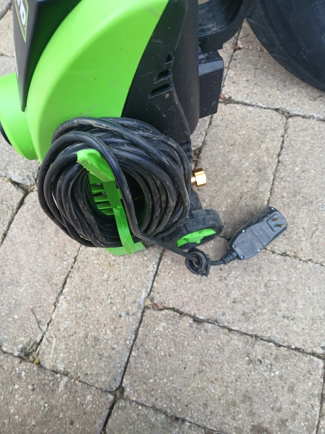 Portland 1750 PSI Pressure Washer - photo 3